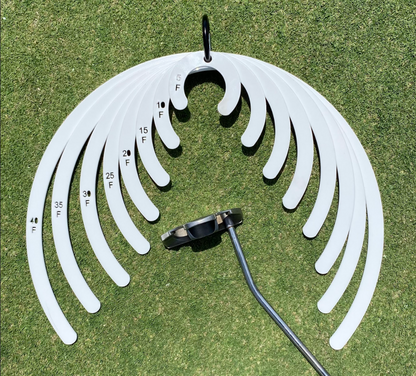 Horse Shoe Progressive Putting Drill (2 Sets)